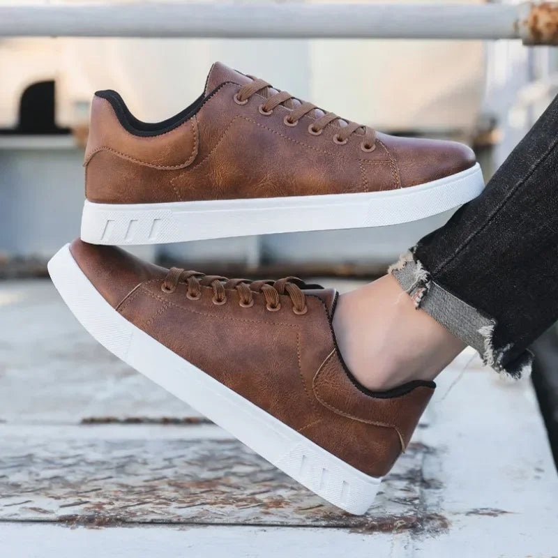 Men's Low Top Lace Up Sneakers – Plain Toe Flat Sole Casual Street Style