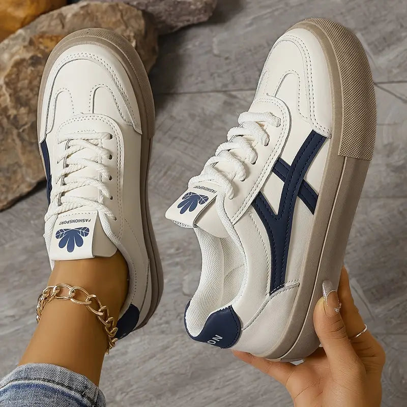 Women's Contrast Stripe Low Top Sneakers – Lace Up Round Toe Casual Shoes