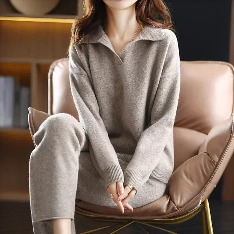 Women's Knit Collared Sweater – V Neck Long Sleeve Ribbed Hem Autumn Winter