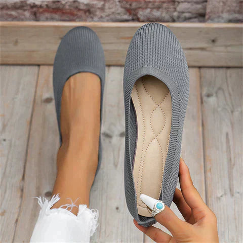 Women's Knit Slip On Walking Shoes – Closed Toe Flat Round Toe Casual