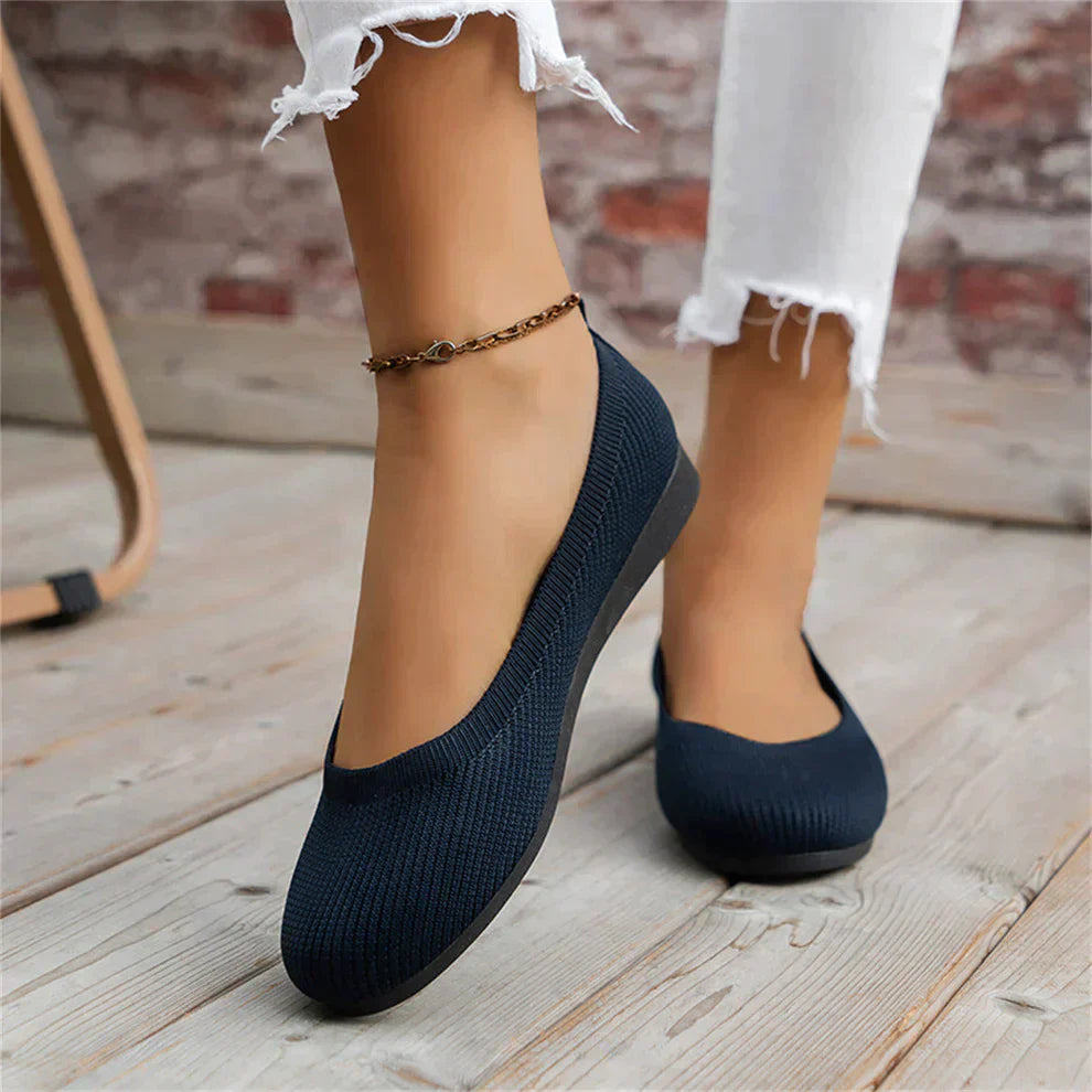Women's Knit Slip On Walking Shoes – Closed Toe Flat Round Toe Casual