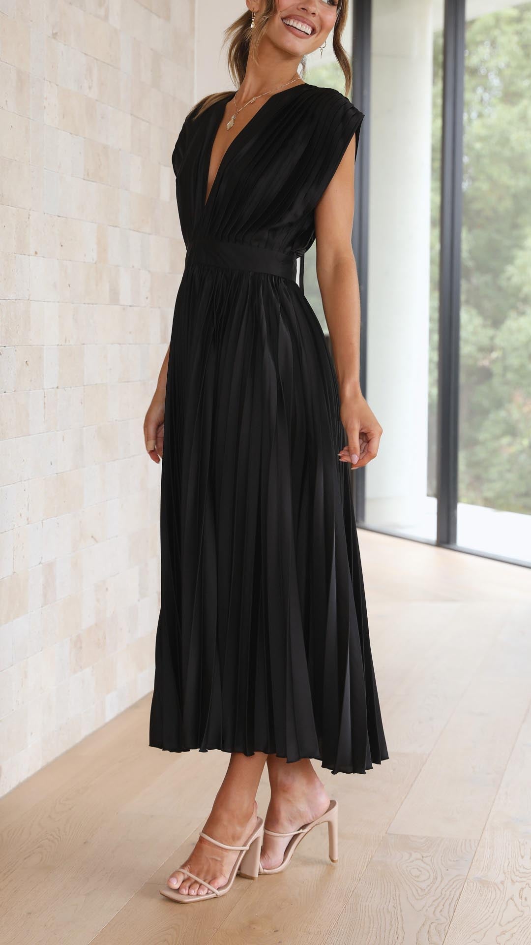 Women's Pleated V Neck Cap Sleeve Midi – Fitted Waist Wedding Guest Dress