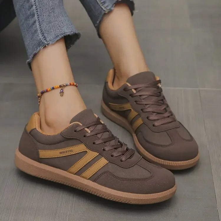 Women's Retro Colorblock Low Top Sneakers – Lace Up Round Toe Street Style