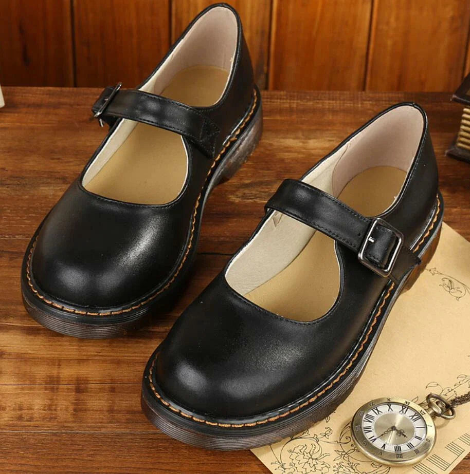 Women's Retro Mary Jane Shoes – Closed Toe Single Buckle Strap Lug Sole