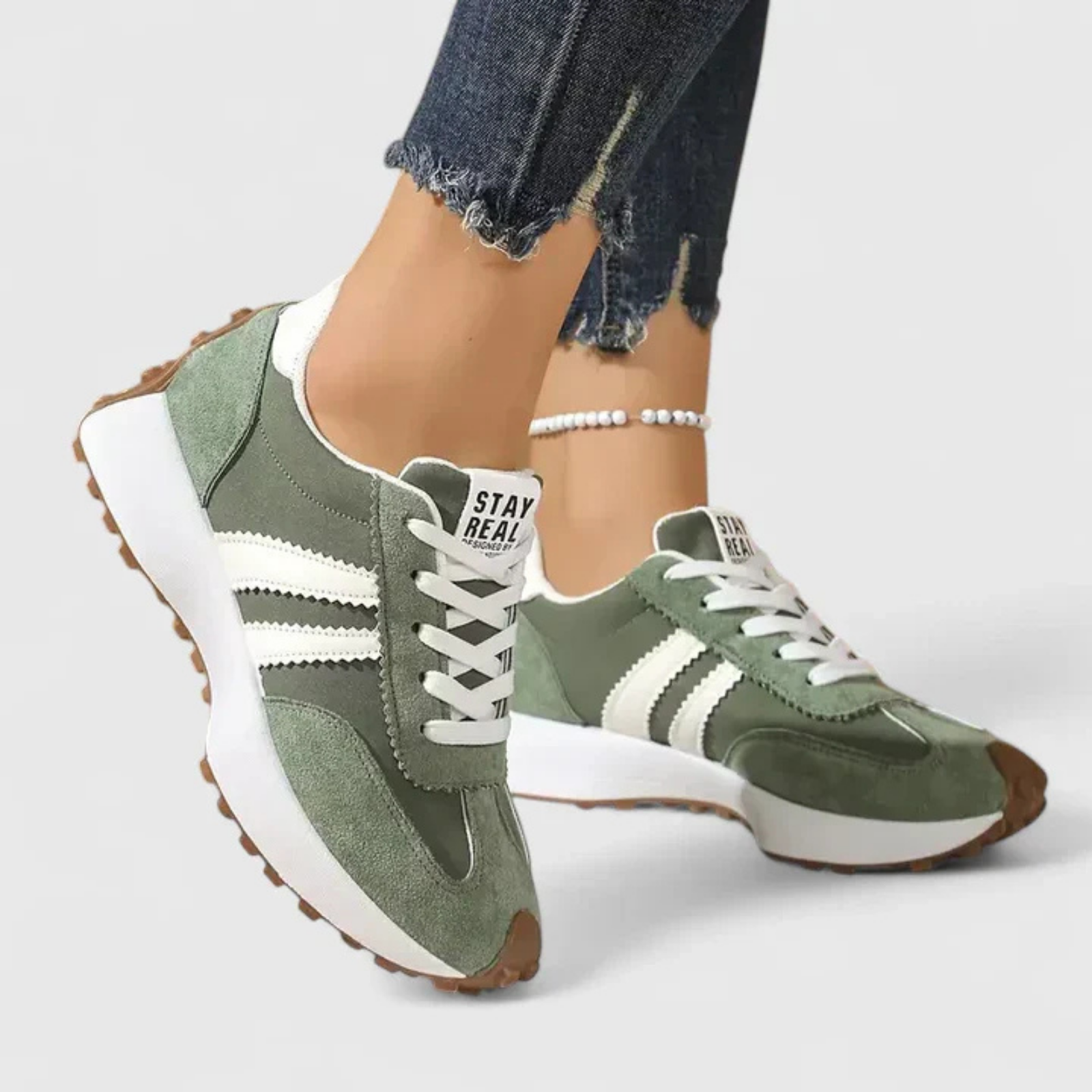 Women's Retro Stripe Running Sneakers – Scallop Panel Lace Up Casual