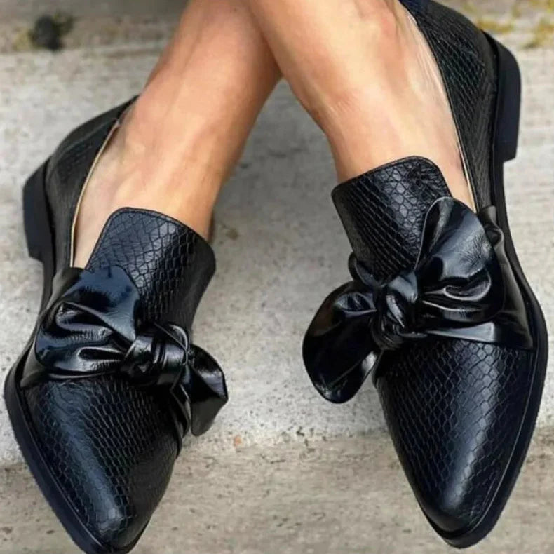 Women's Snakeskin Embossed Loafer – Pointed Toe Bow Slip On Flat Casual
