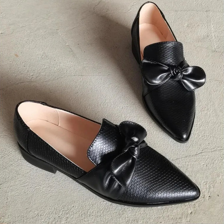 Women's Snakeskin Embossed Loafer – Pointed Toe Bow Slip On Flat Casual