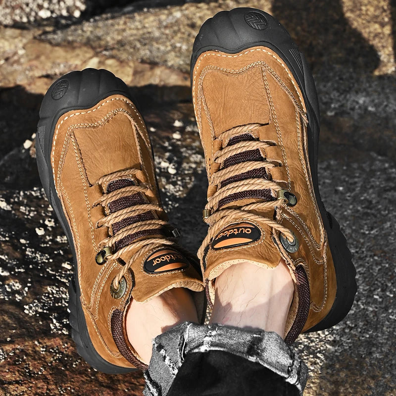 Men's Mid Top Lace Up Hiking Shoes – Chunky Lugged Outsole Outdoor Trail
