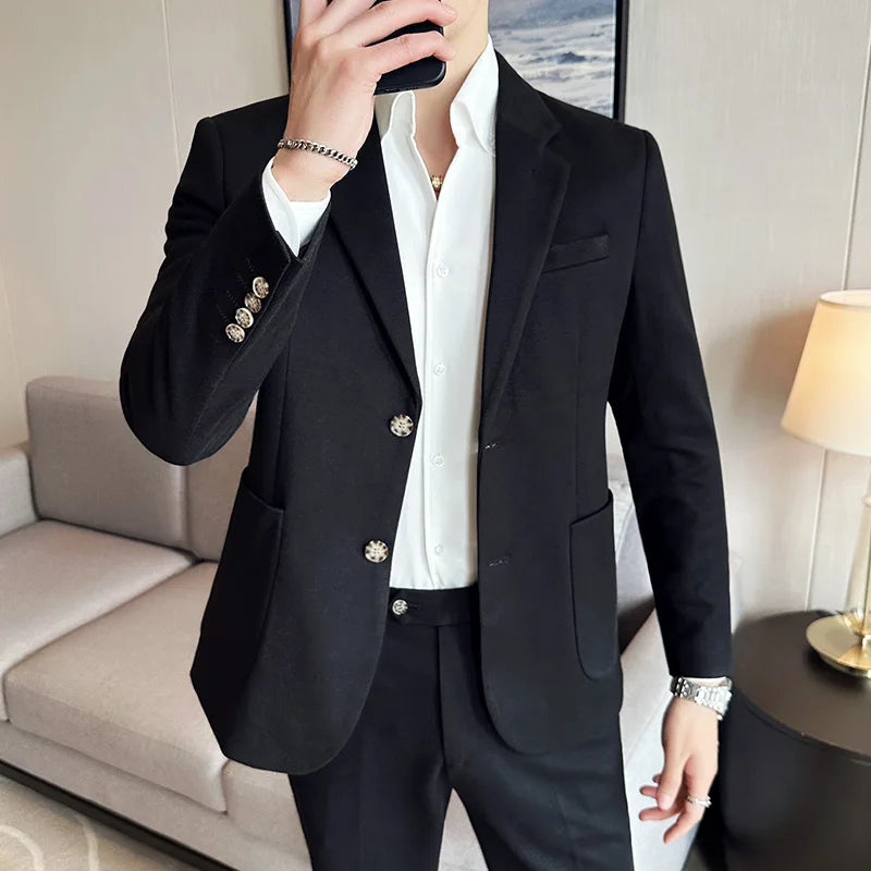 Men's Notch Lapel Two-Button Blazer – Tailored Jacket Formal