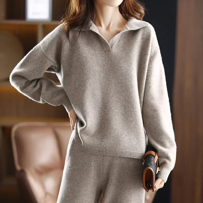 Women's Knit Collared Sweater – V Neck Long Sleeve Ribbed Hem Autumn Winter