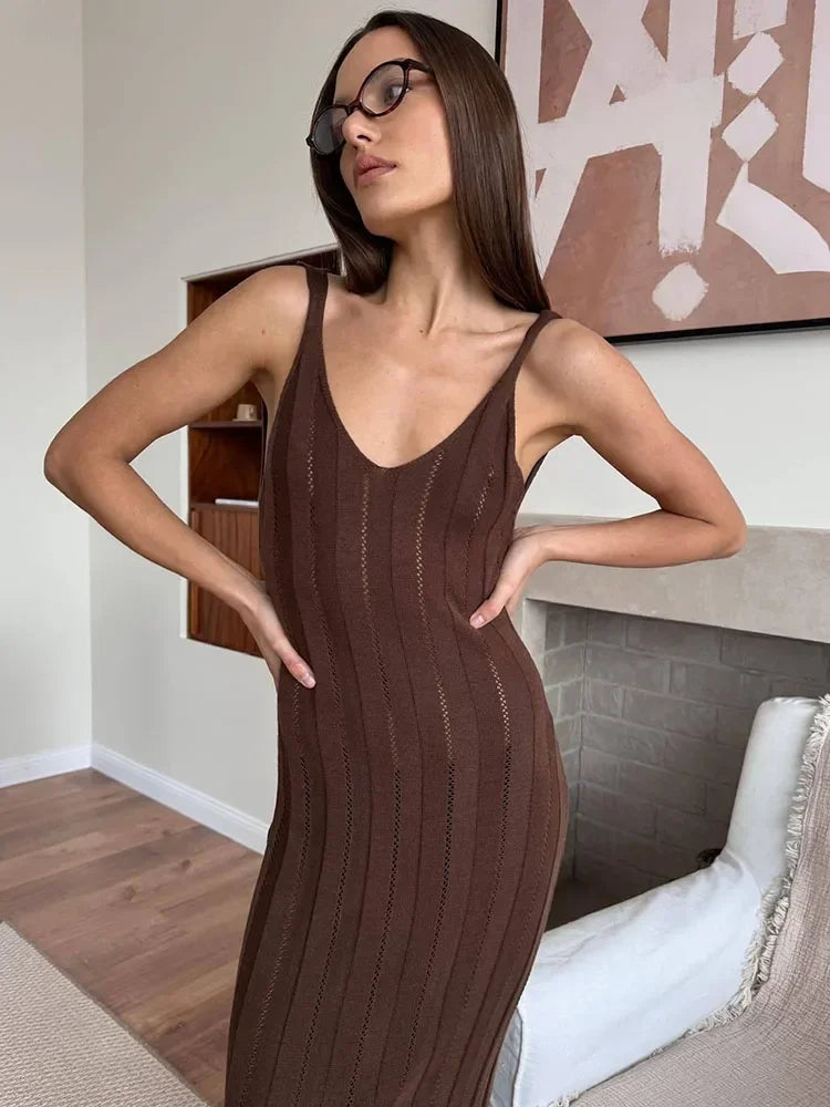 Women's Knit Maxi Dress – V Neck Backless Sleeveless Wedding Guest Formal
