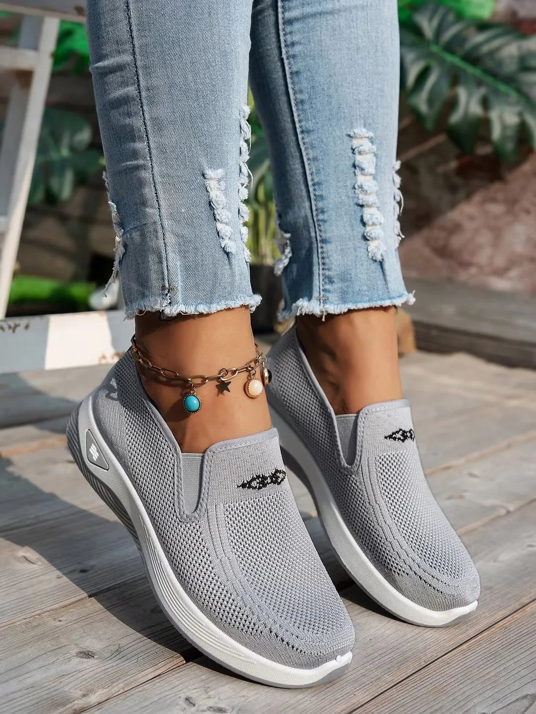 Women's Knit Slip-On Sneakers – Closed Toe Low Top Walking Casual Shoes