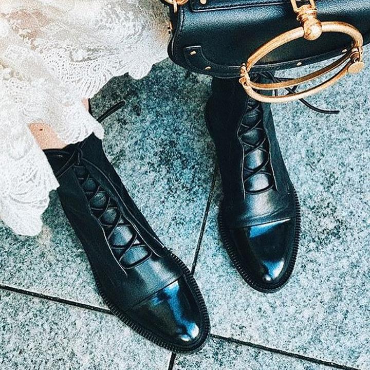 Women's Lace Up Ankle Boots – Cap Toe Flat Sole Two Tone Upper Casual Winter