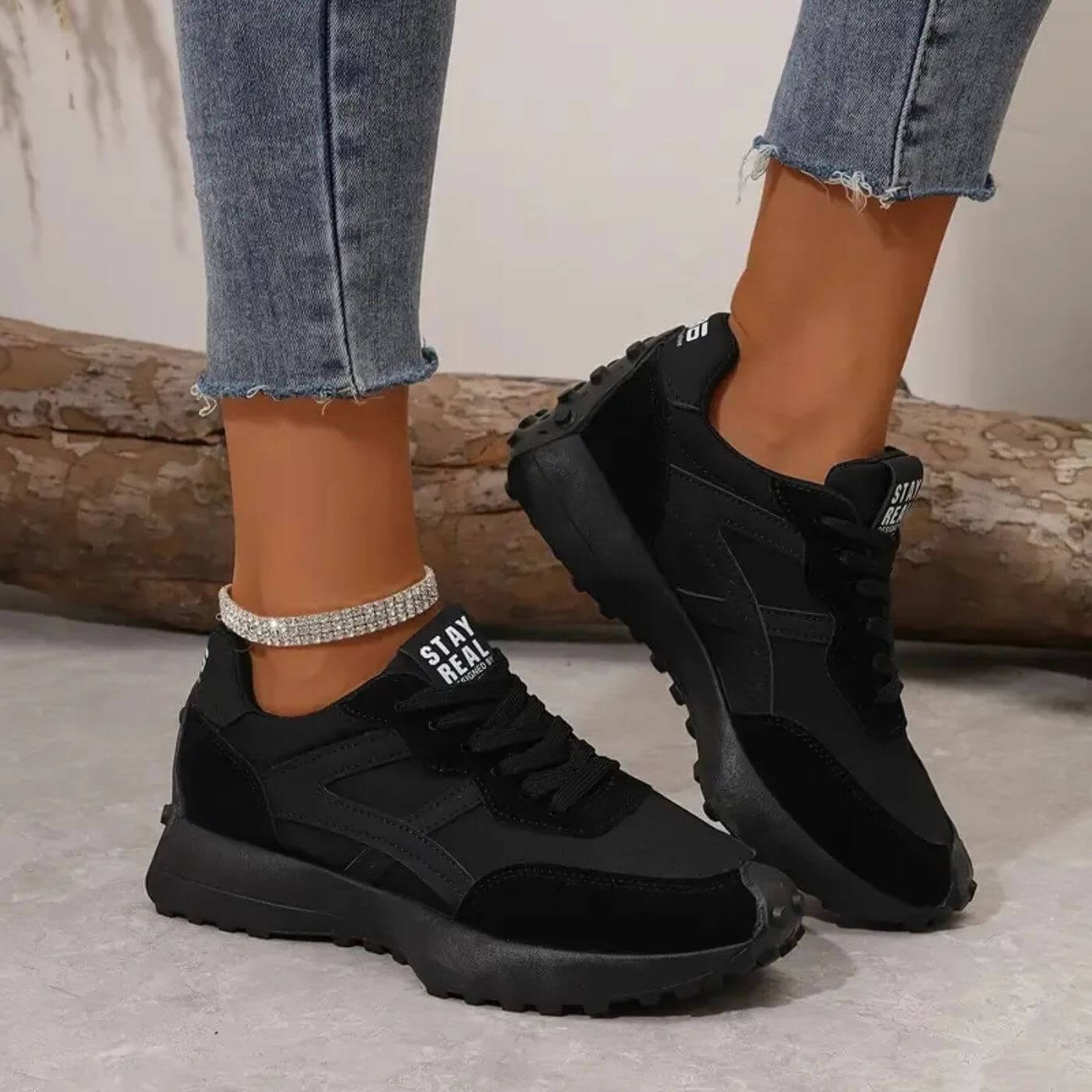 Women's Retro Colorblock Sneakers – Lace Up Chunky Platform Low Top