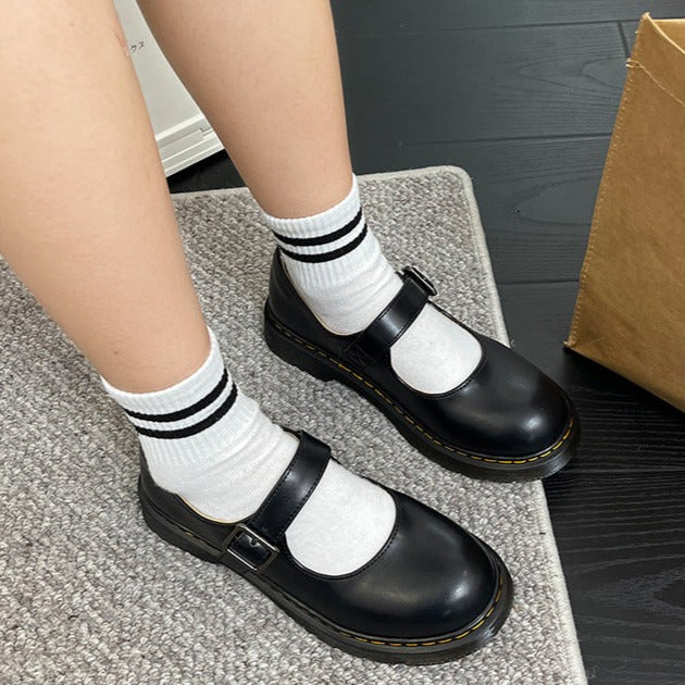 Women's Retro Mary Jane Shoes – Closed Toe Single Buckle Strap Lug Sole