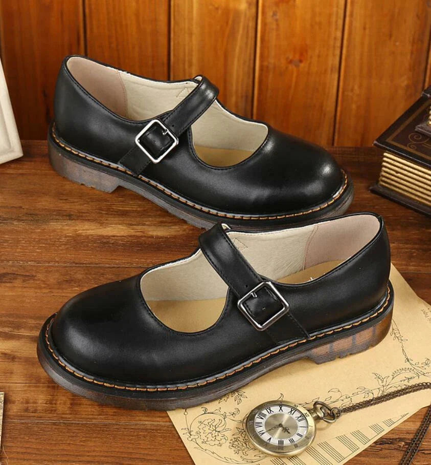 Women's Retro Mary Jane Shoes – Closed Toe Single Buckle Strap Lug Sole
